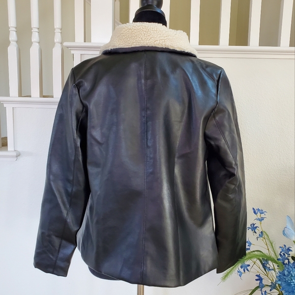 Anthony Richard's - Black Jacket - Picture 2 of 13